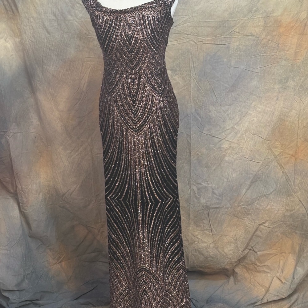 Betsy & Adam Black and Gold Maxi Dress